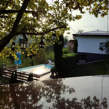 Vikendica Brda Ferienhaus *