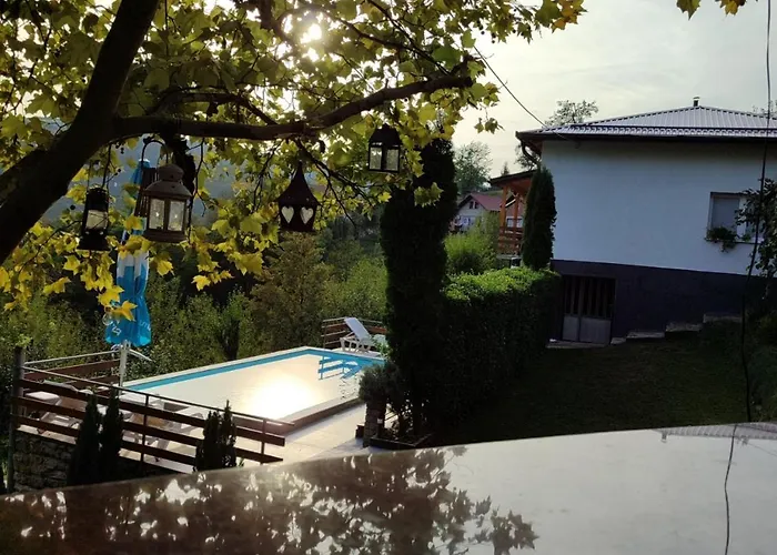 Vikendica Brda 別荘 *